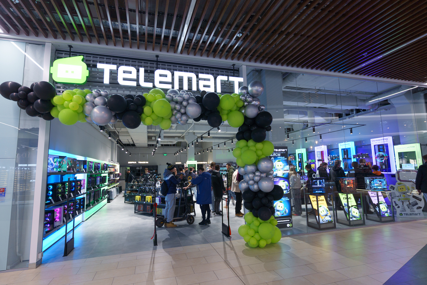 Магазин техніки Telemart - ТРЦ Retroville